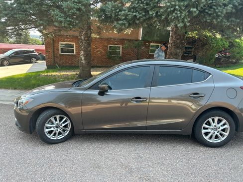 Used 2016 MAZDA MAZDA3 i Touring FWD image 5