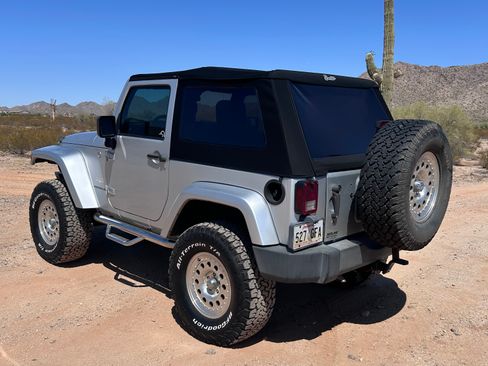 Used 2007 Jeep Wrangler Sahara w/ PWR Convenience Group AWD/4WD image 4