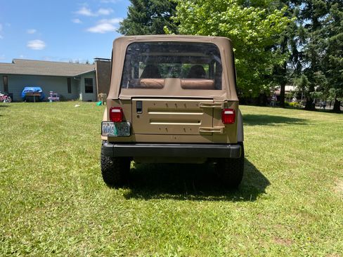 Used 1999 Jeep Wrangler Sahara image 5