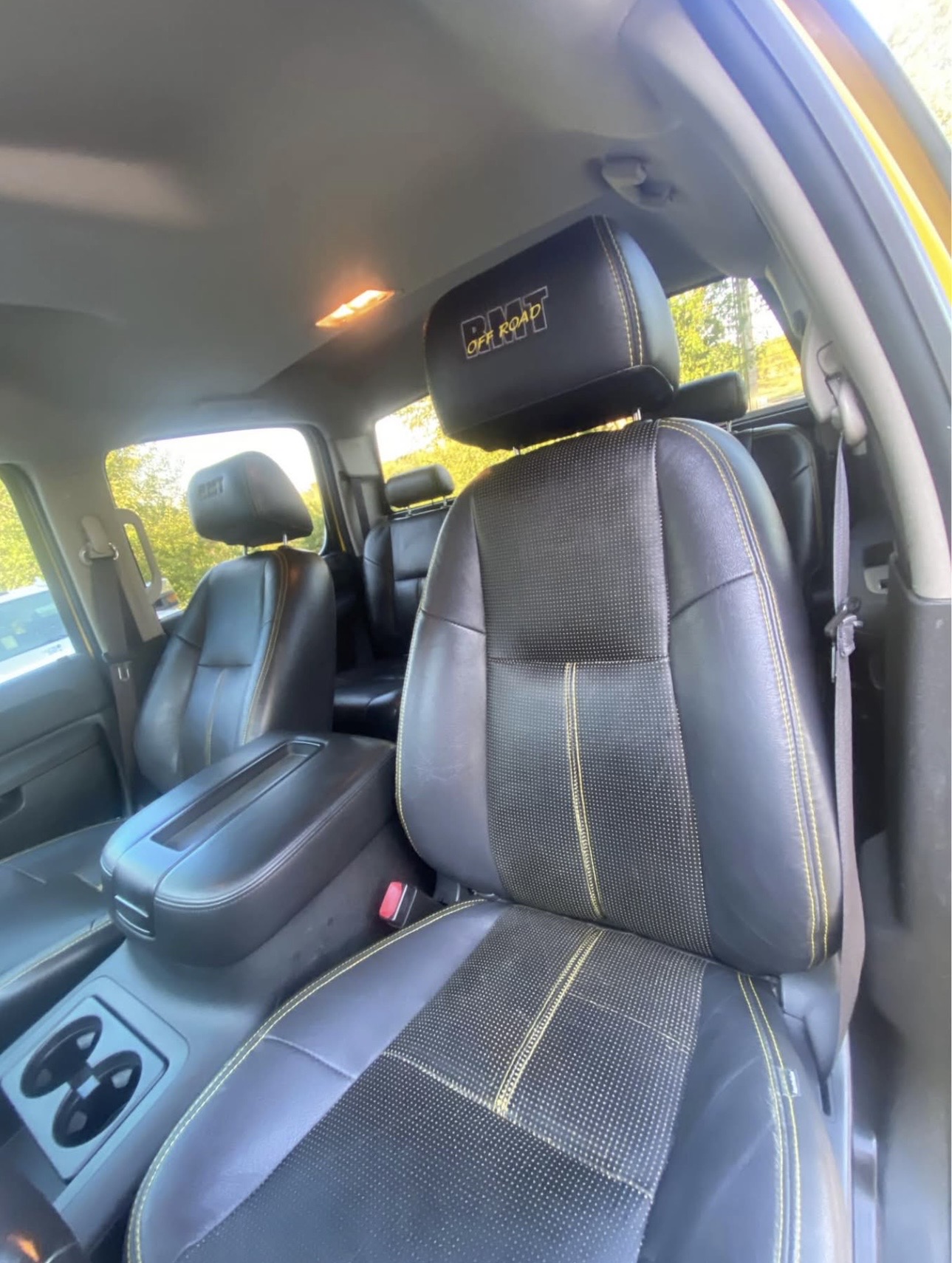 Used 2014 Chevrolet Silverado 2500 LT w/ Interior Plus Package AWD/4WD image 8
