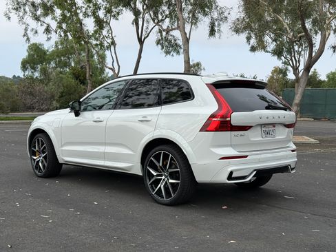 Used 2022 Volvo XC60 T8 Polestar w/ Protection Package Premier image 8