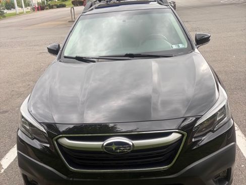 Used 2020 Subaru Outback Premium w/ Popular Package #1 AWD/4WD image 12
