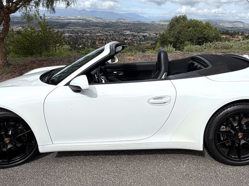 Used 2013 Porsche 911 Carrera image 2