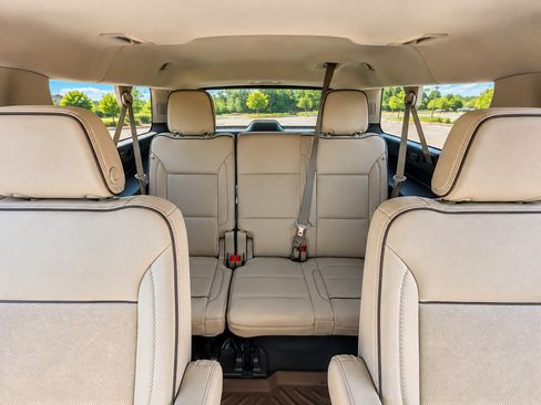 Used 2023 GMC Yukon XL Denali w/ Max Trailering Package AWD/4WD image 24