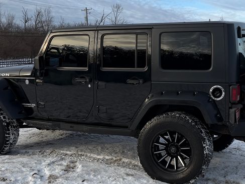 Used 2007 Jeep Wrangler Unlimited Rubicon w/ PWR Convenience Group image 5