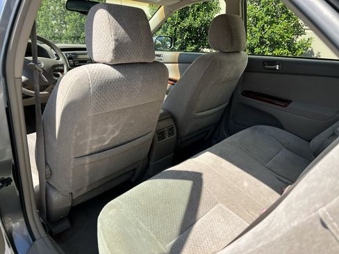 Used 2002 Toyota Camry XLE image 15