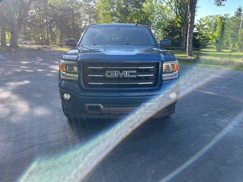 Used 2015 GMC Sierra 1500 SLE w/ All-Terrain Package AWD/4WD image 2