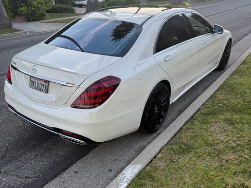 Used 2019 Mercedes-Benz S 560 Sedan image 10