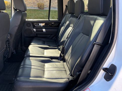 Used 2016 Land Rover LR4 HSE Silver Edition image 10