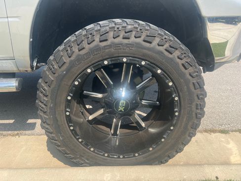 Used 2011 RAM 1500 Big Horn RWD image 6