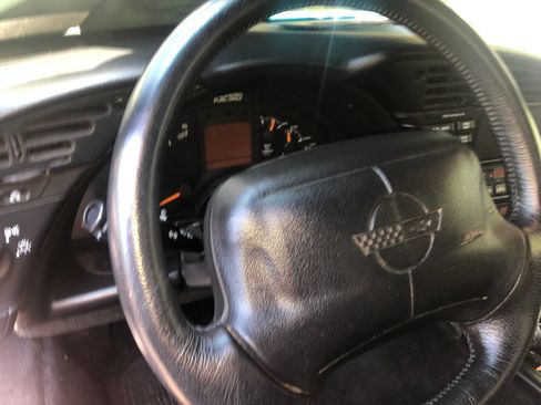 Used 1996 Chevrolet Corvette Convertible image 30