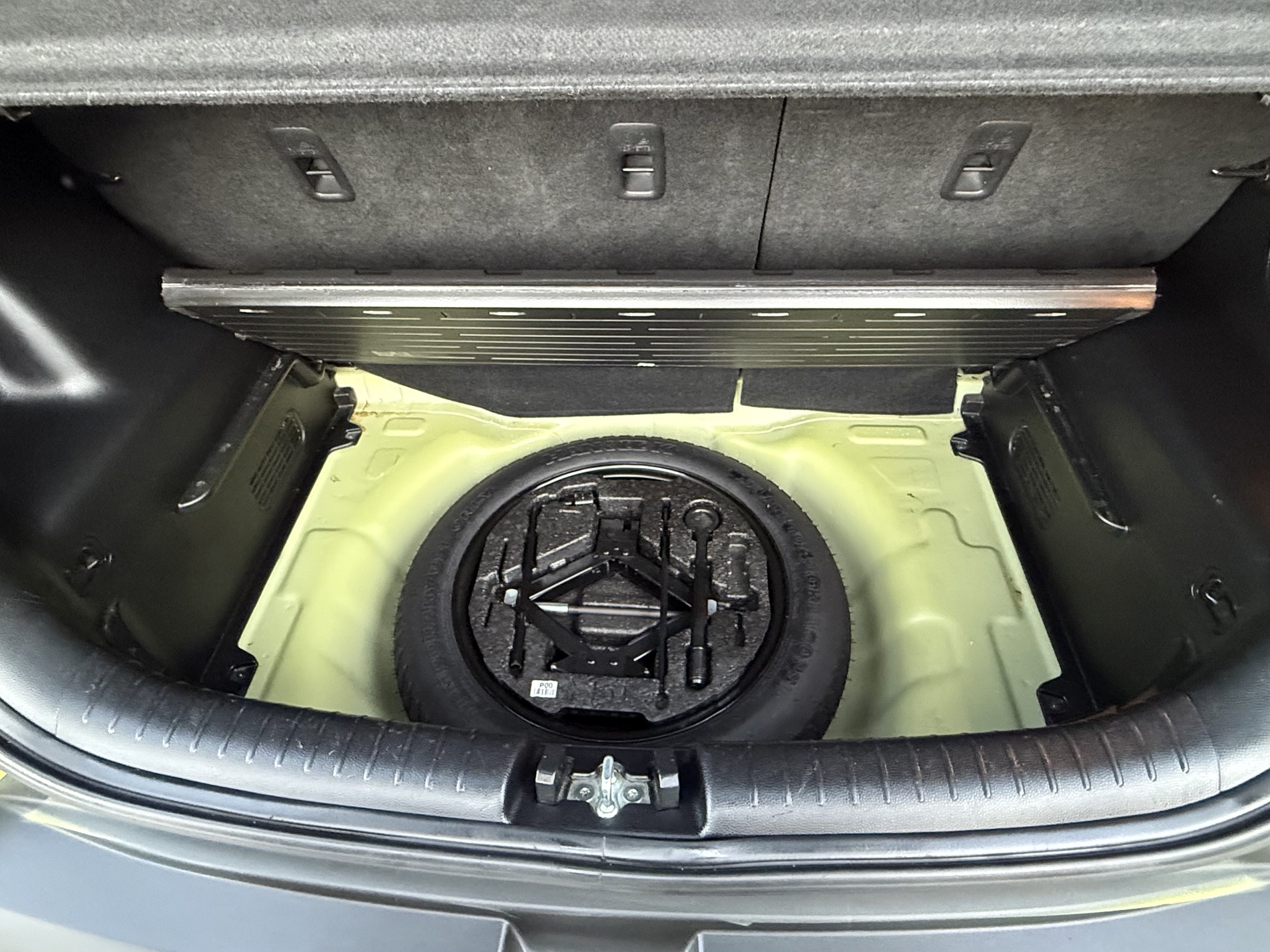 Used 2015 Kia Soul + FWD image 15