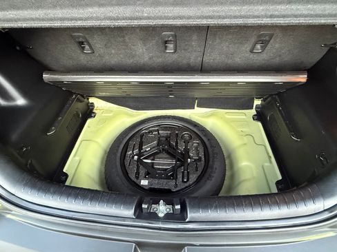 Used 2015 Kia Soul + FWD image 15
