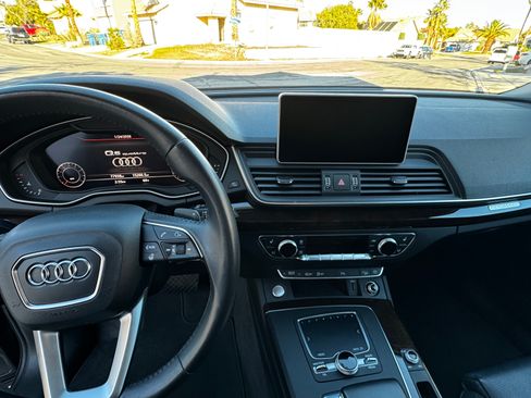 Used 2018 Audi Q5 2.0T Premium Plus image 18