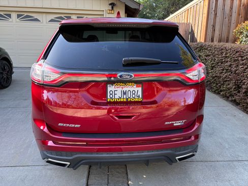 Used 2018 Ford Edge Sport image 6