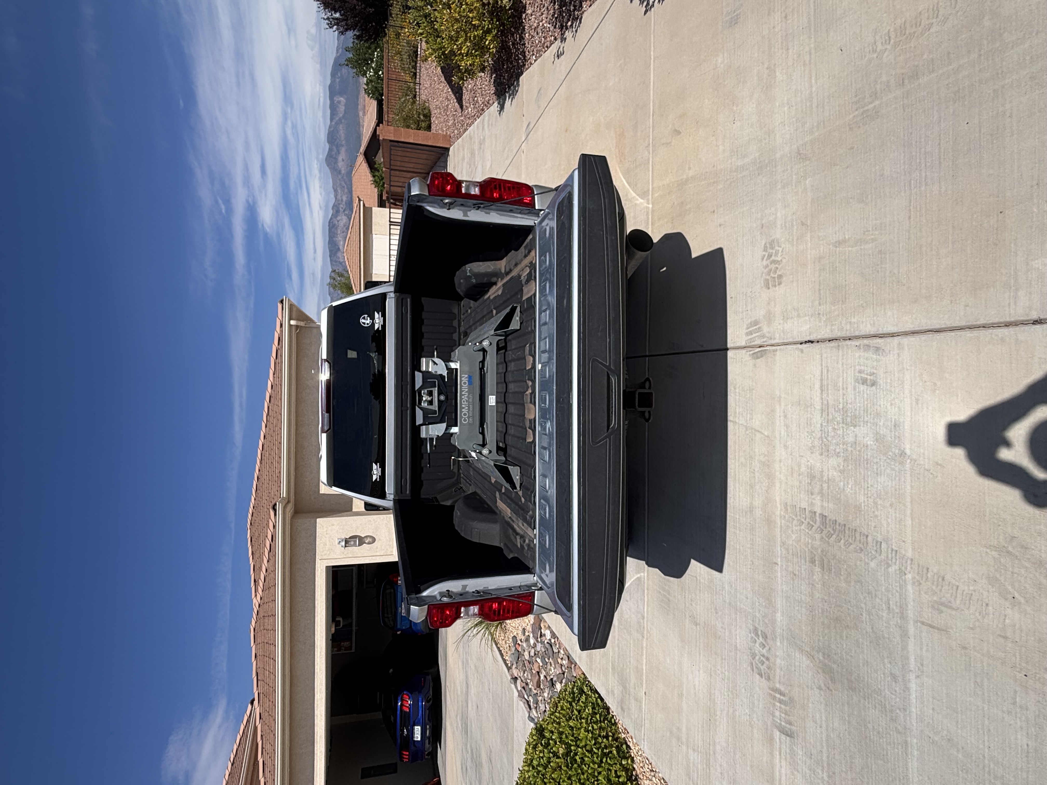 Used 2023 Chevrolet Silverado 2500 Custom w/ Custom Value Package AWD/4WD image 11