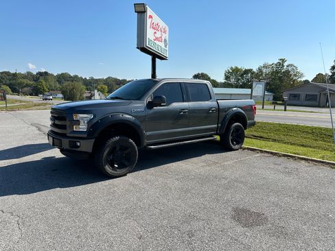 Used 2016 Ford F150 Lariat AWD/4WD image 9