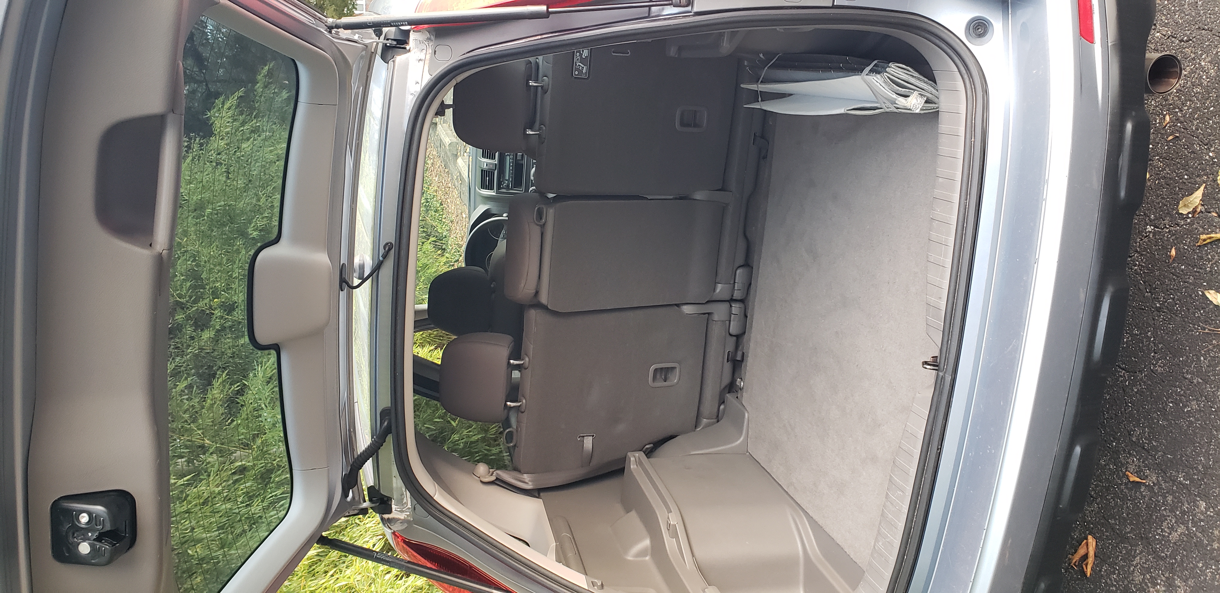 Used 2010 Honda CR-V LX image 12