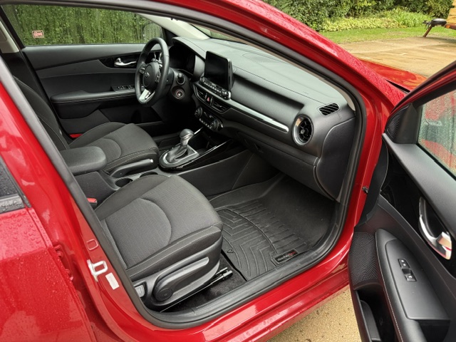 Used 2019 Kia Forte S FWD image 10