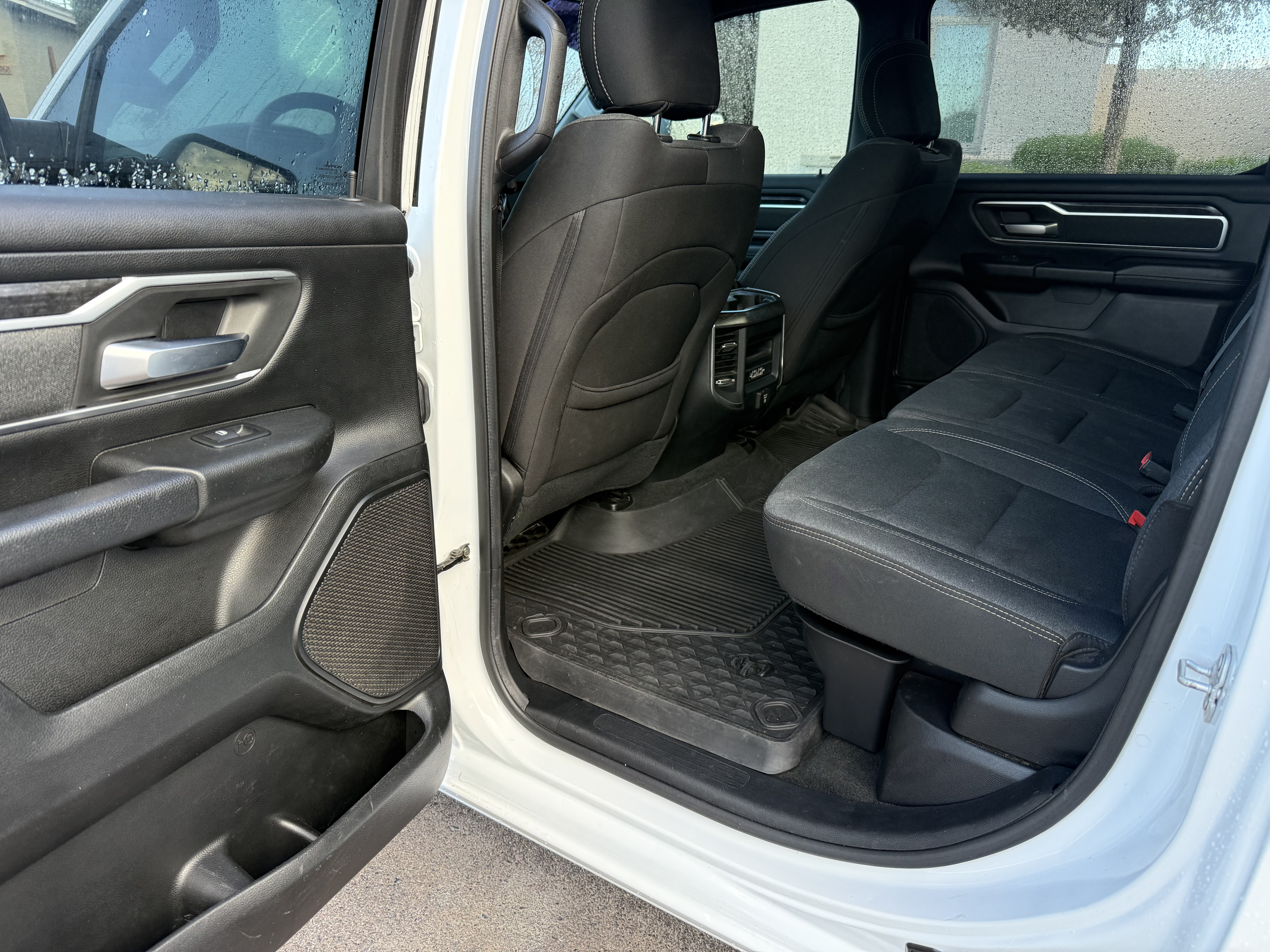 Used 2019 RAM 1500 Big Horn RWD image 9