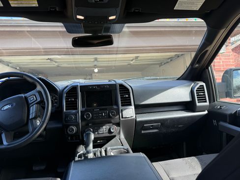 Used 2019 Ford F150 XLT w/ Equipment Group 302A Luxury image 4