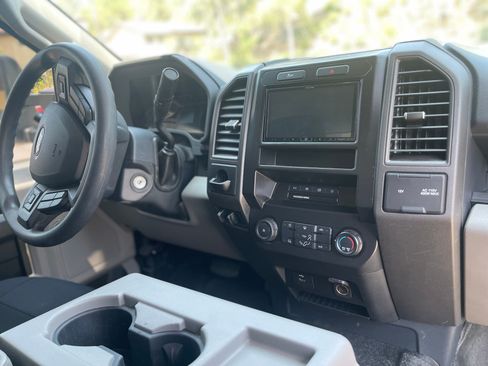 Used 2022 Ford F250 XL w/ Power Equipment Group image 15