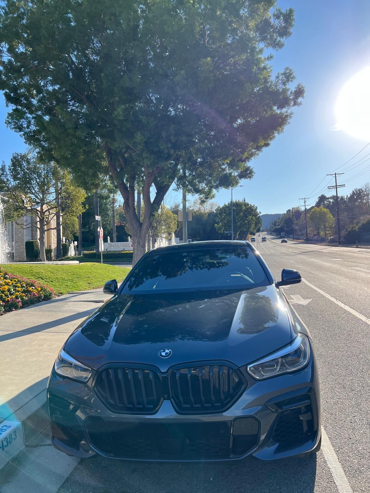 Used 2022 BMW X6 xDrive40i w/ Executive Package AWD/4WD image 4