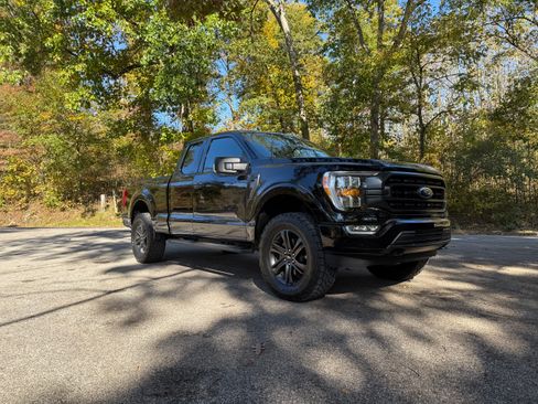 Used 2022 Ford F150 XLT w/ Equipment Group 302A High image 1