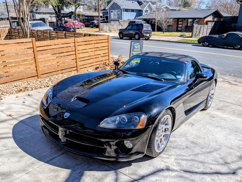 Used 2003 Dodge Viper SRT-10 image 13