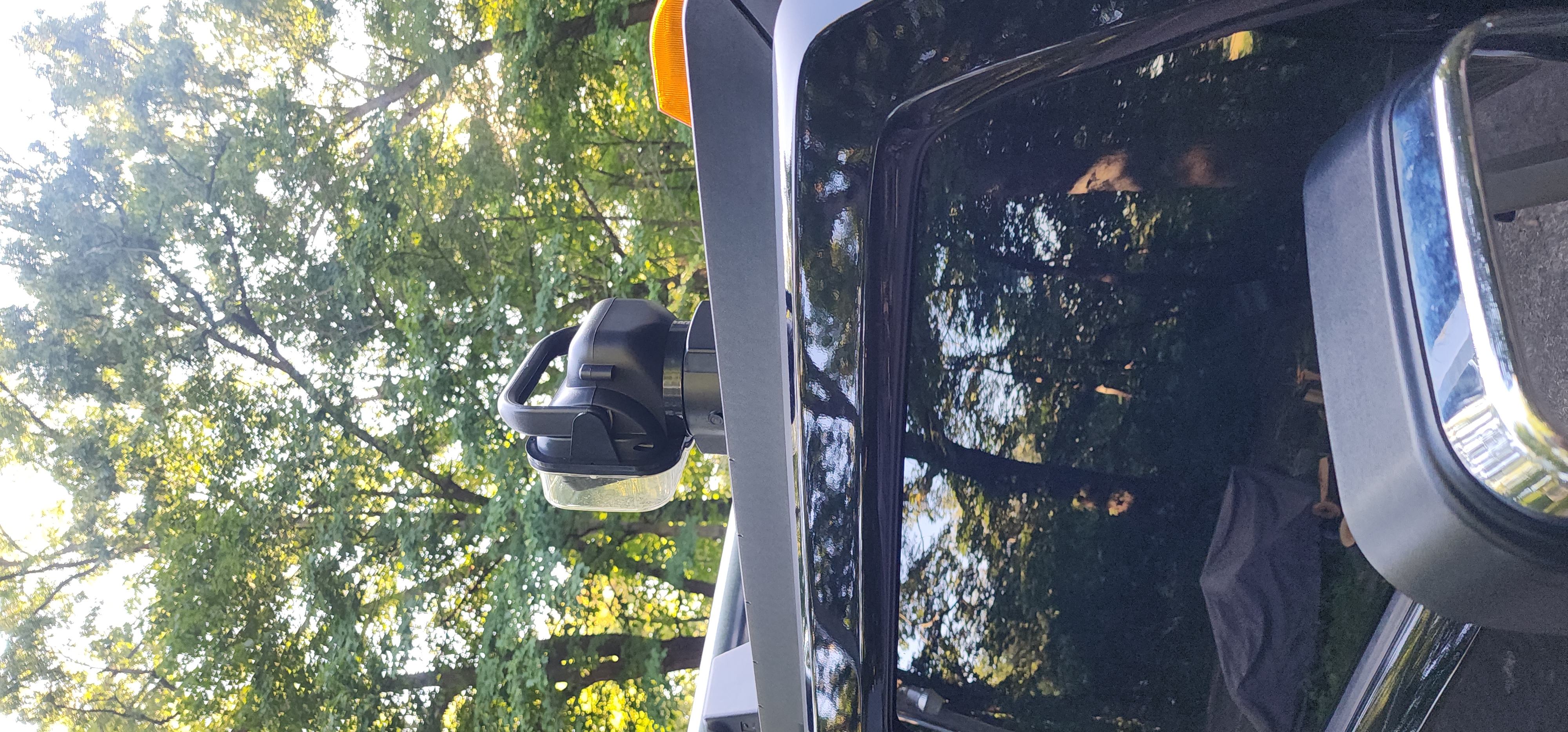 Used 2003 HUMMER H2 w/ Preferred Equipment Group AWD/4WD image 12