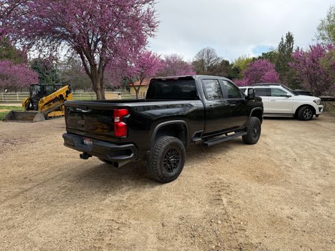 Used 2022 Chevrolet Silverado 2500 Custom w/ Custom Value Package image 1