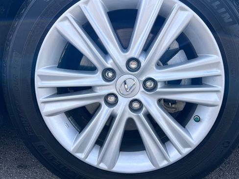 Used 2015 Lexus ES 350 w/ Premium Package image 18