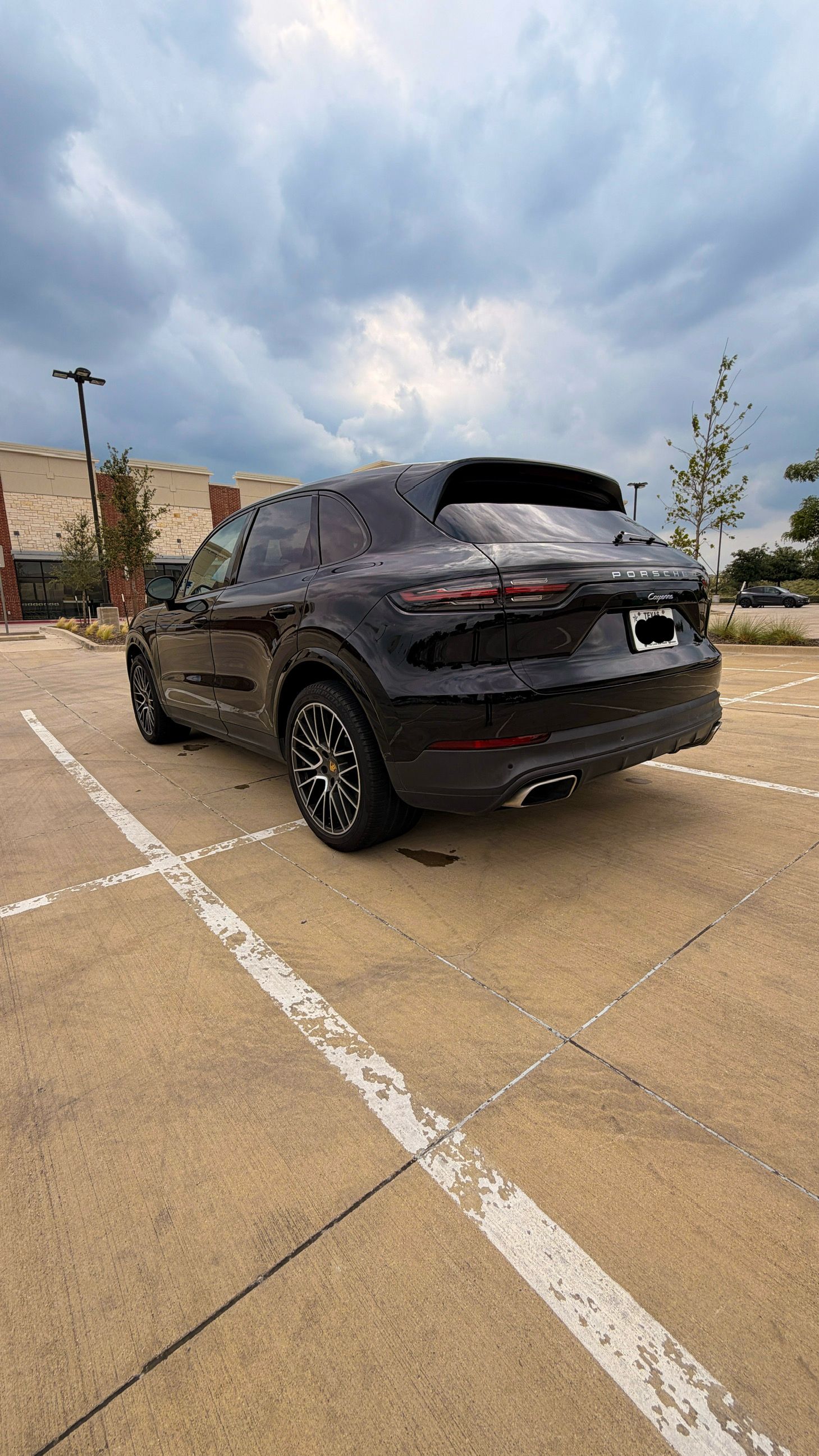 Used 2019 Porsche Cayenne AWD/4WD image 6