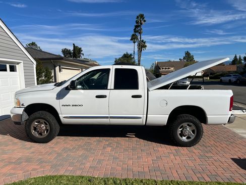 Used 2004 Dodge Ram 2500 Truck SLT w/ Trailer Tow Group image 9