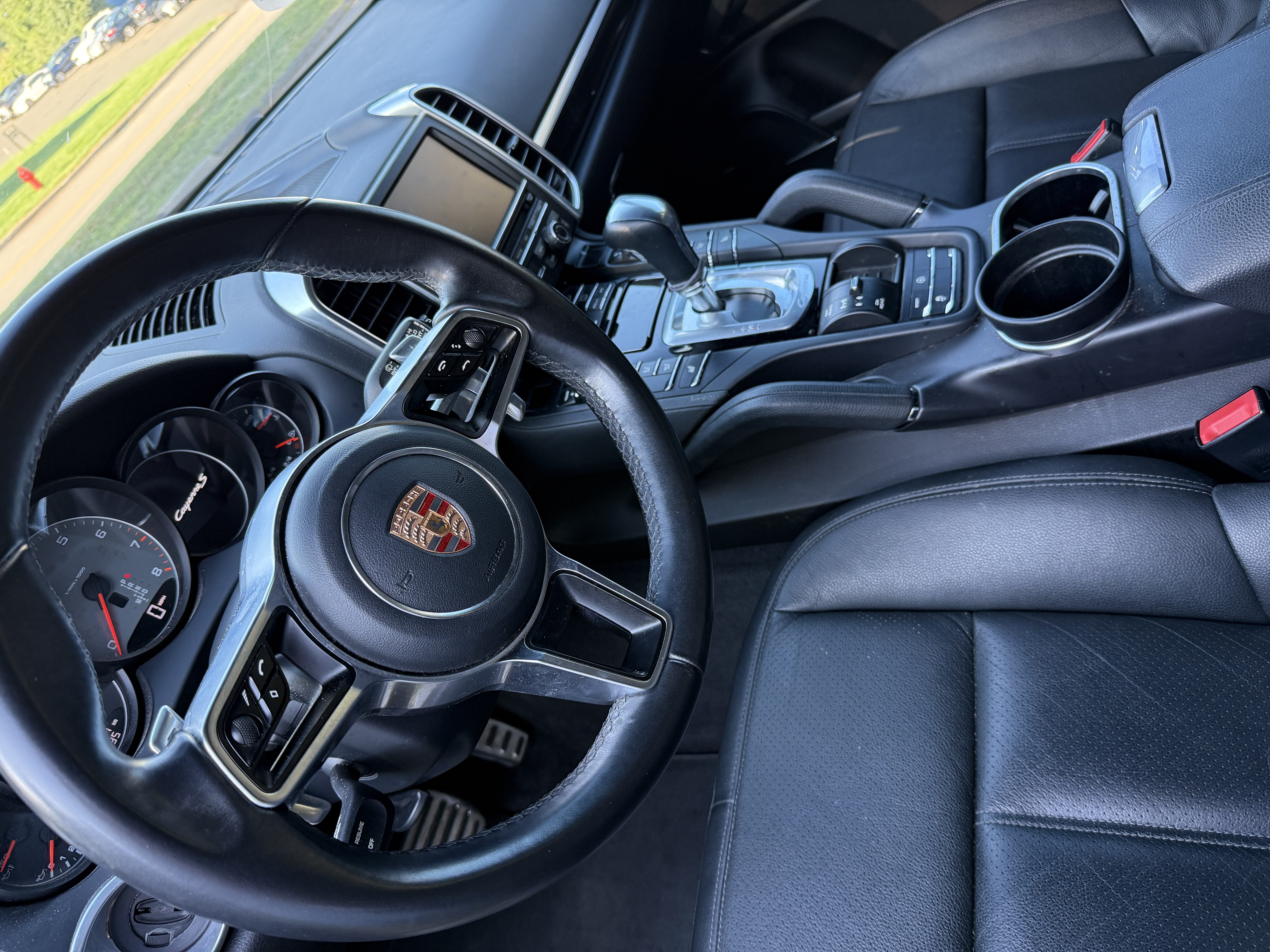 Used 2015 Porsche Cayenne S AWD/4WD image 4