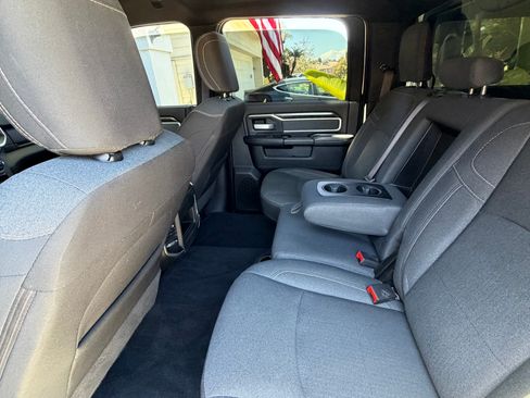 Used 2021 RAM 2500 Big Horn w/ Night Edition AWD/4WD image 15