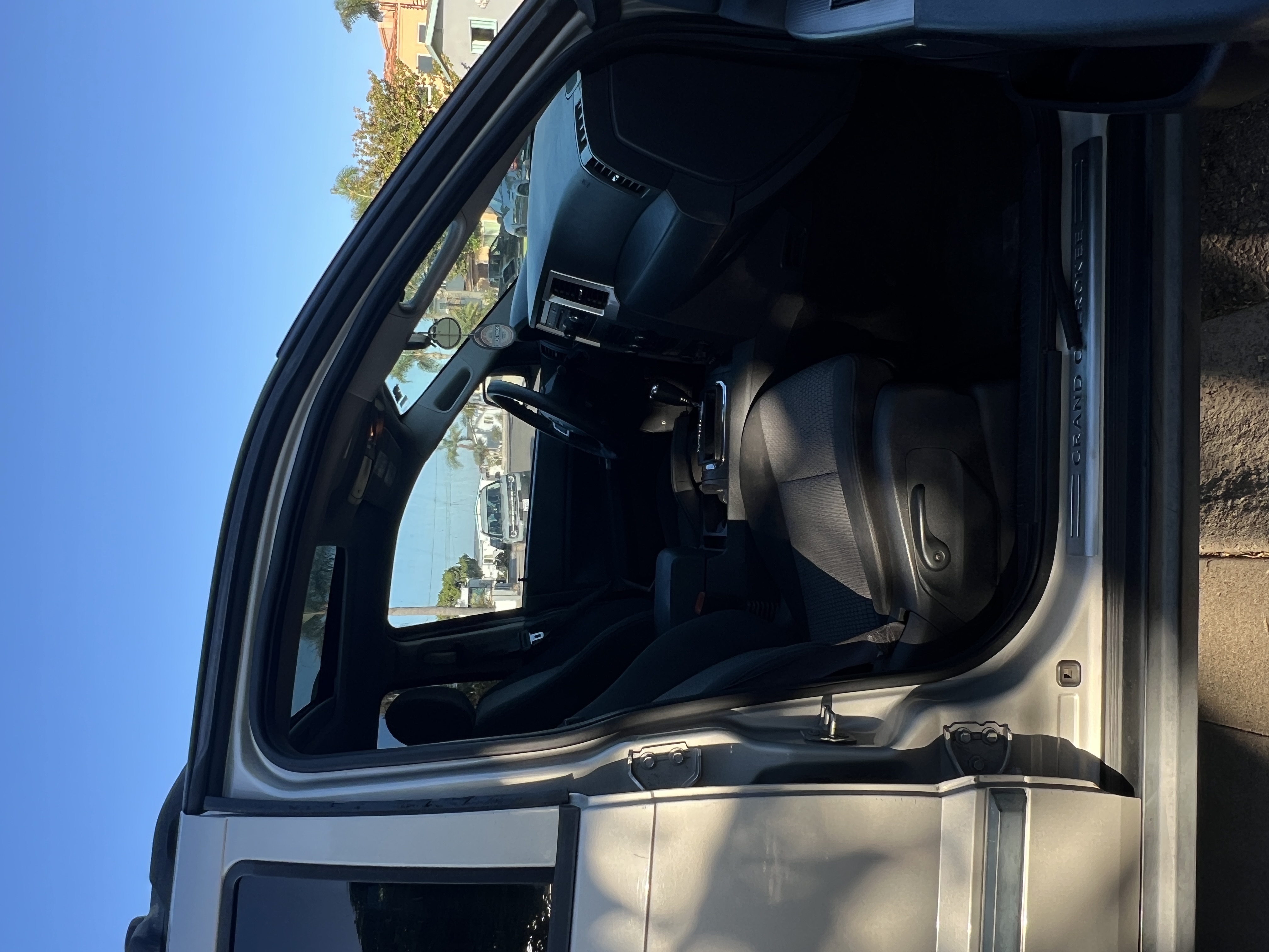 Used 2008 Jeep Grand Cherokee Laredo RWD image 10