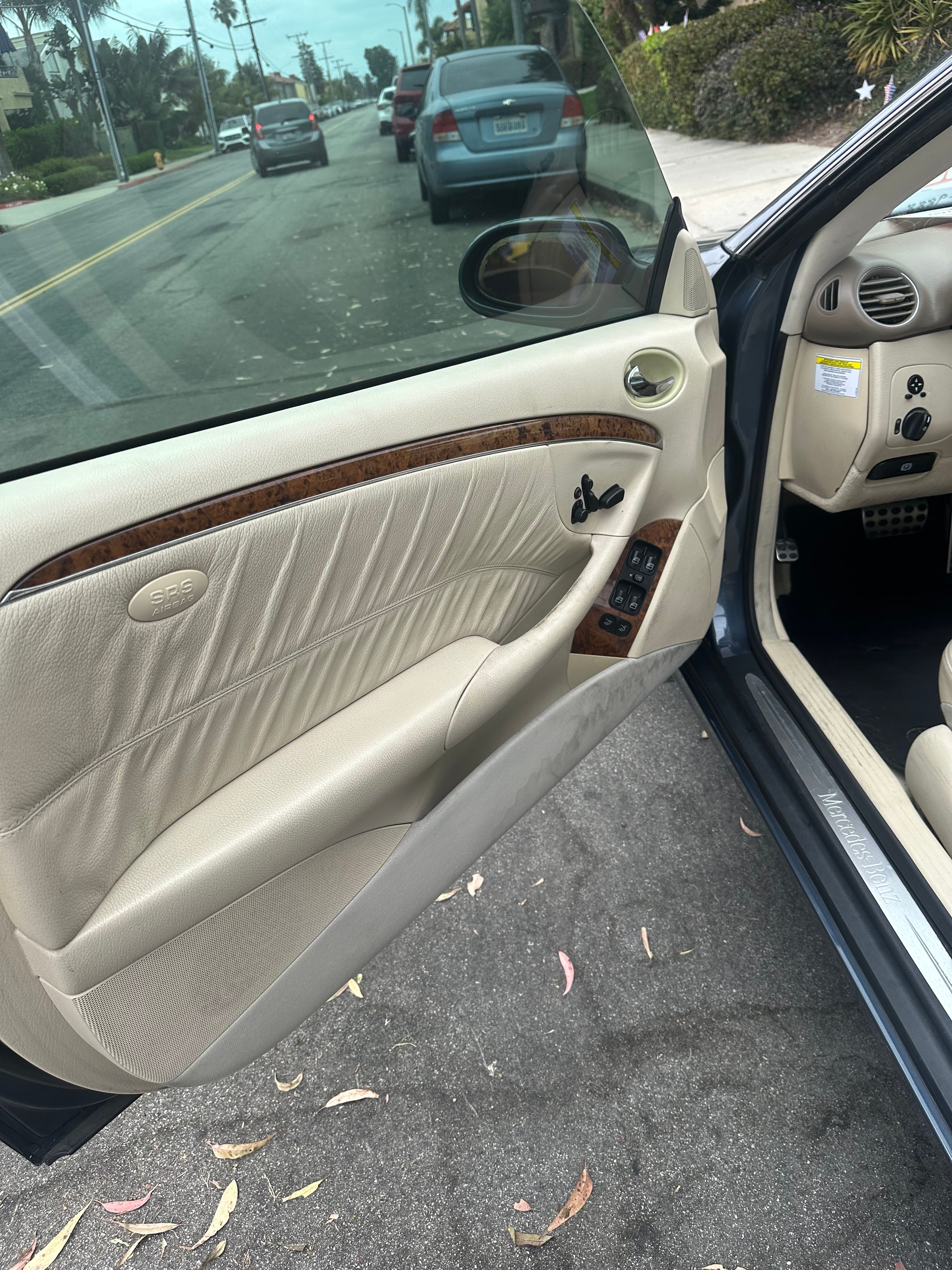 Used 2006 Mercedes-Benz CLK 350 Coupe image 14