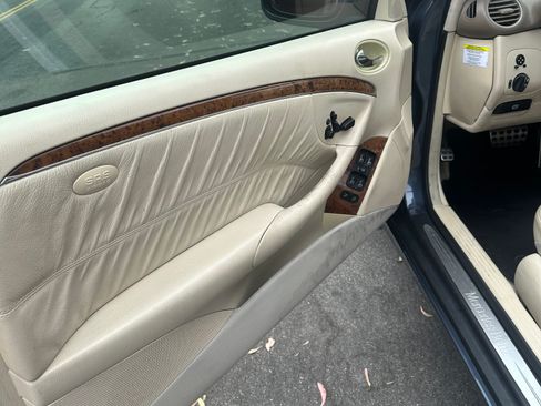 Used 2006 Mercedes-Benz CLK 350 Coupe image 14