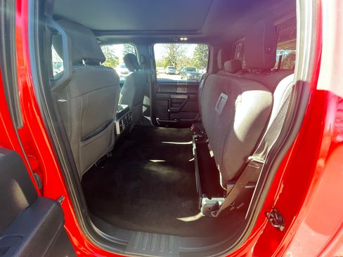 Used 2018 Ford F150 XLT w/ Equipment Group 302A Luxury image 16