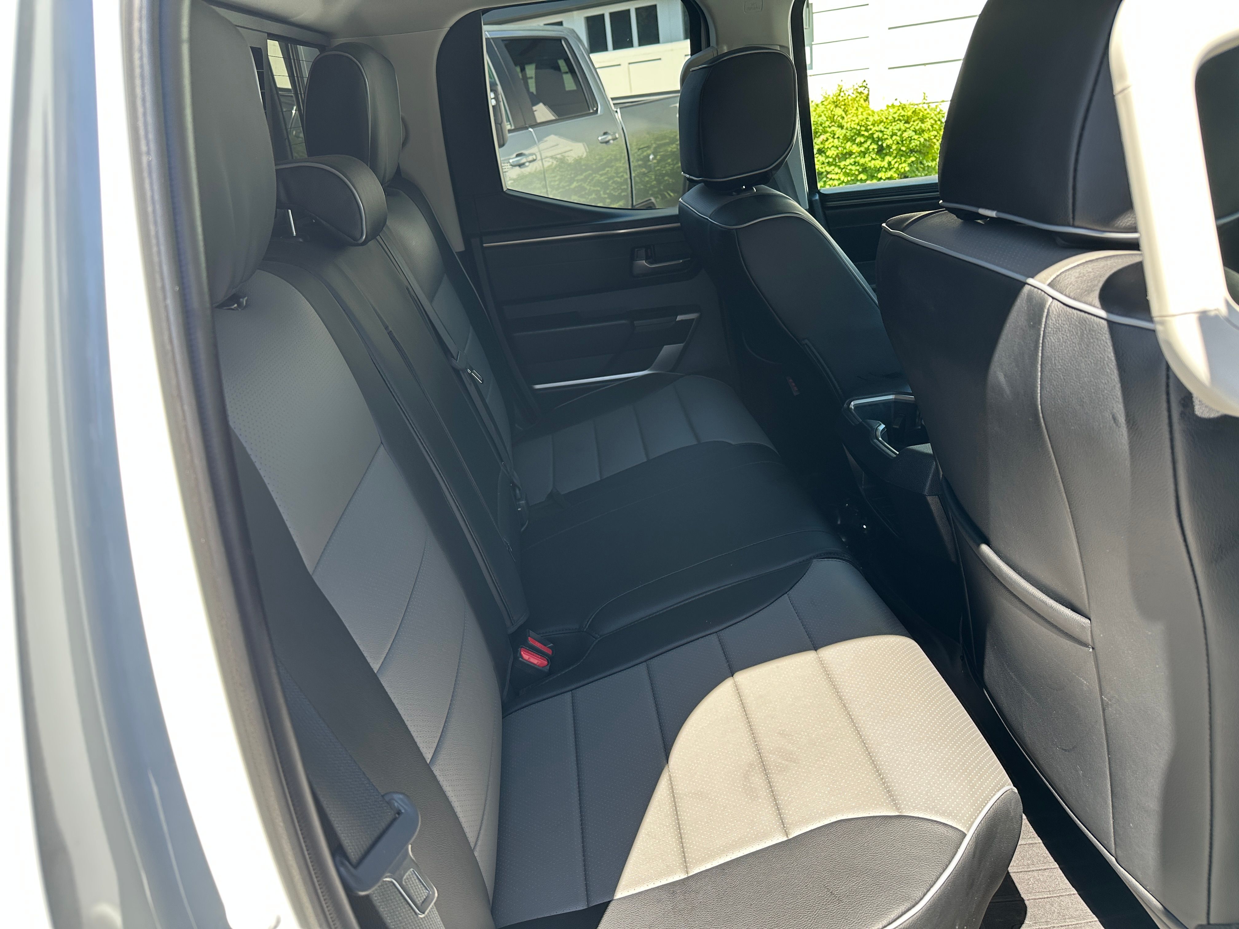 Used 2022 Toyota Tundra SR5 w/ SR5 Convenience Package RWD image 17
