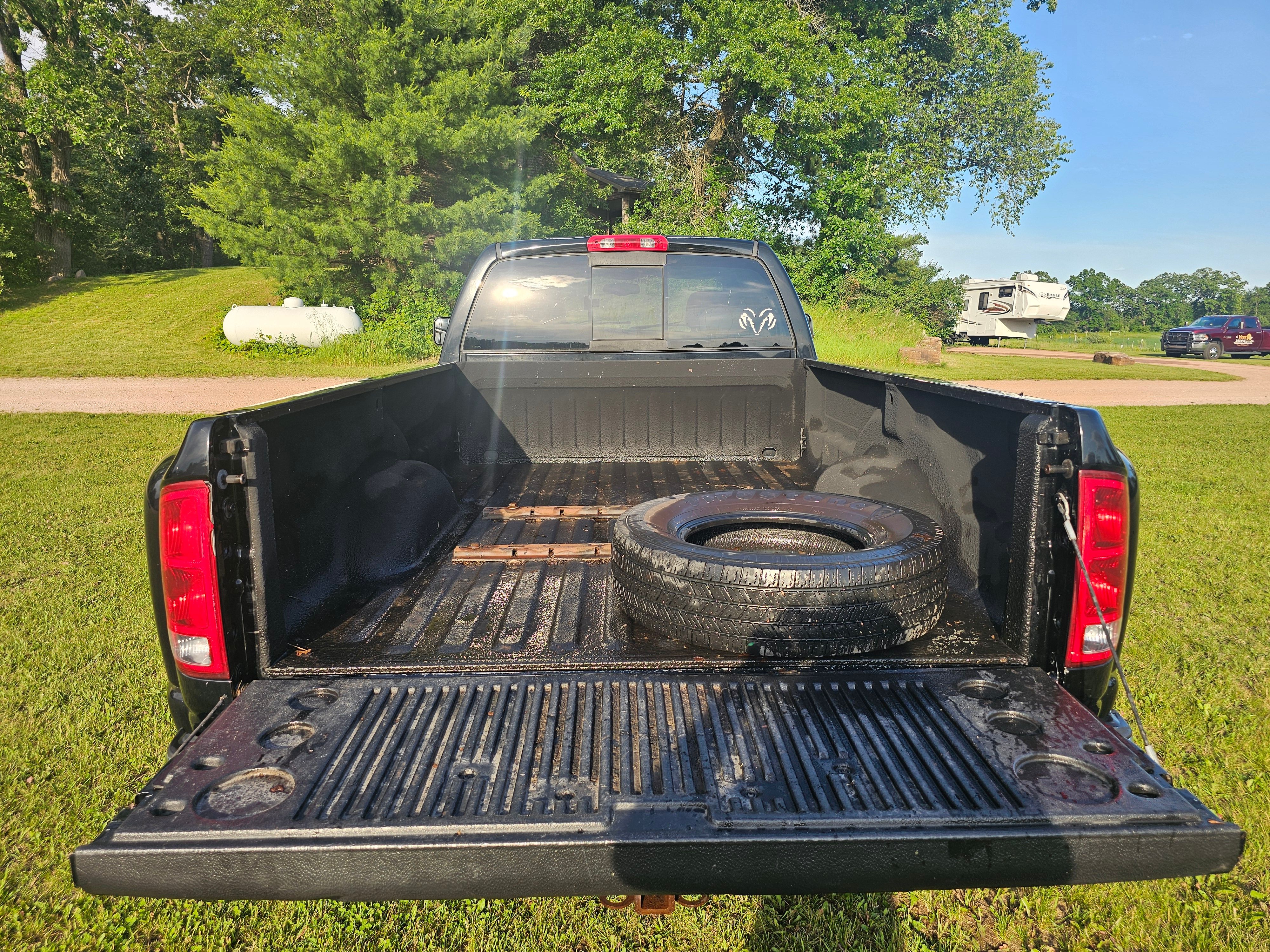 Used 2004 Dodge Ram 3500 Truck SLT w/ Trailer Tow Group AWD/4WD image 8