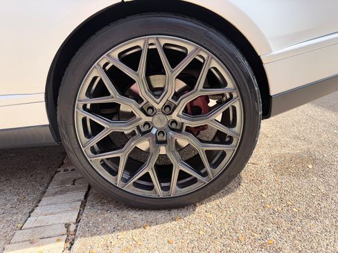 Used 2017 Land Rover Range Rover Supercharged image 11