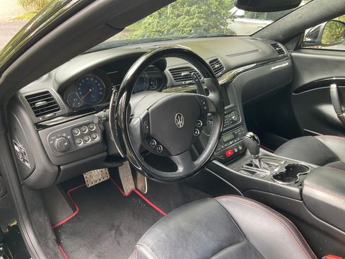 Used 2014 Maserati GranTurismo MC image 8