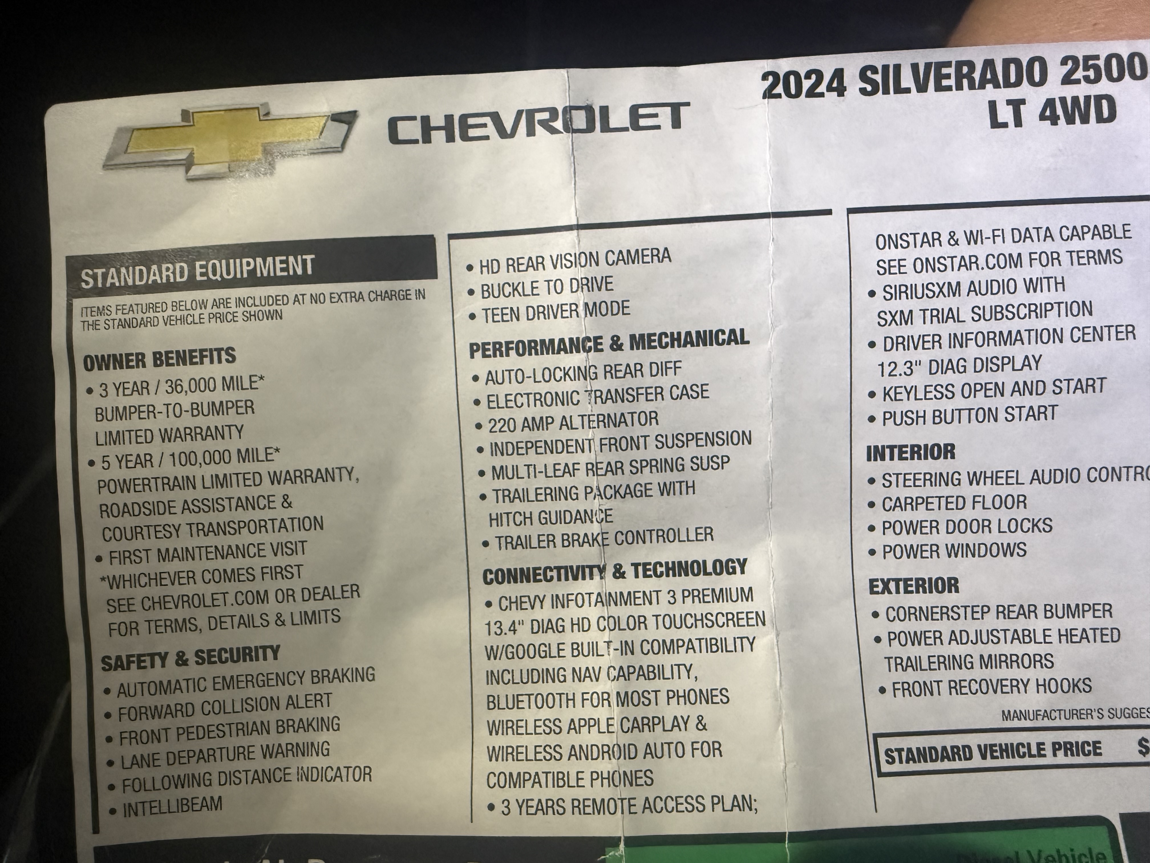 Used 2024 Chevrolet Silverado 2500 LT w/ Convenience Package AWD/4WD image 12