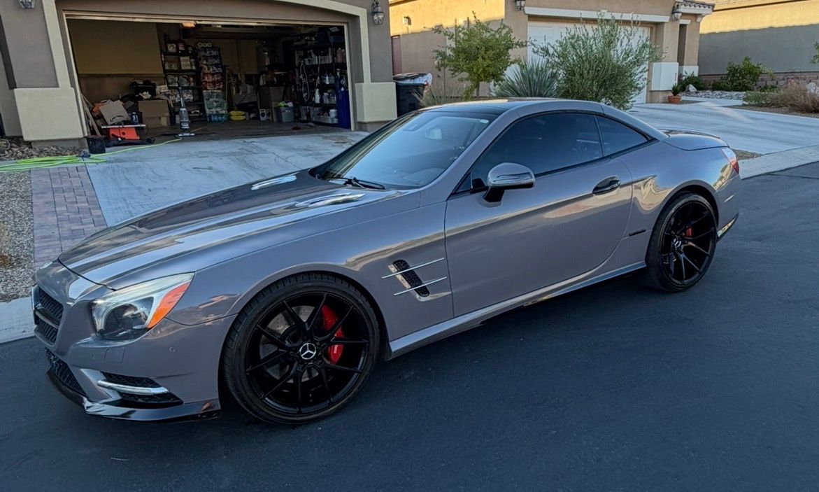 Used 2013 Mercedes-Benz SL 550 image 1