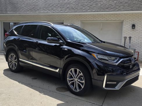Used 2022 Honda CR-V Touring image 2