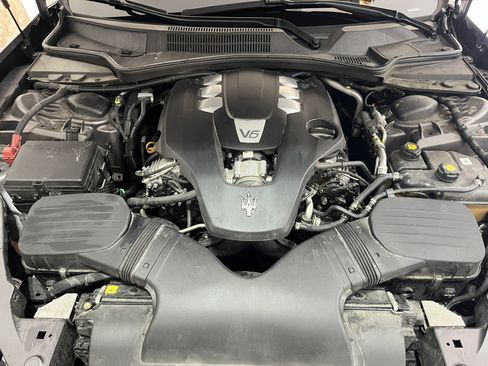 Used 2019 Maserati Ghibli RWD image 16