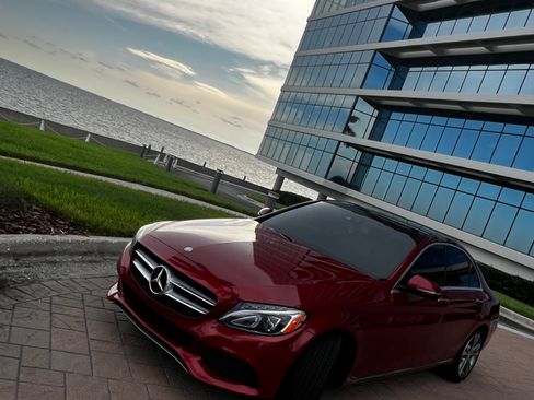 Used 2017 Mercedes-Benz C 300 Sedan w/ Parking Assist Package image 2