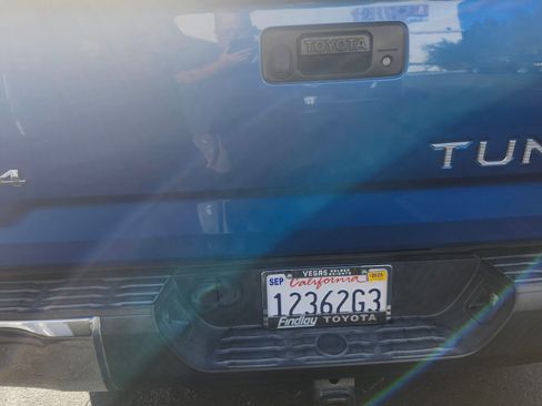 Used 2016 Toyota Tundra SR5 image 5